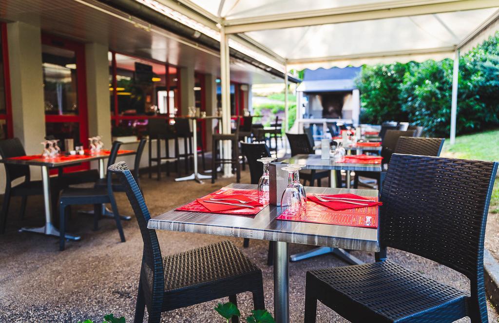 Logis Hotel Lons-Le-Saunier - Restaurant Le Grill Lons-le-Saunier Exterior foto