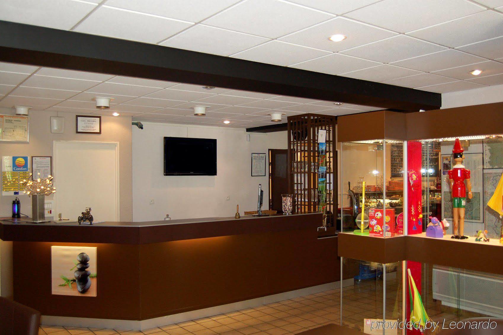 Logis Hotel Lons-Le-Saunier - Restaurant Le Grill Lons-le-Saunier Exterior foto